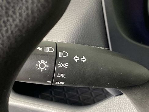 Used 2024 Toyota RAV4 LE AWD/4WD image 18