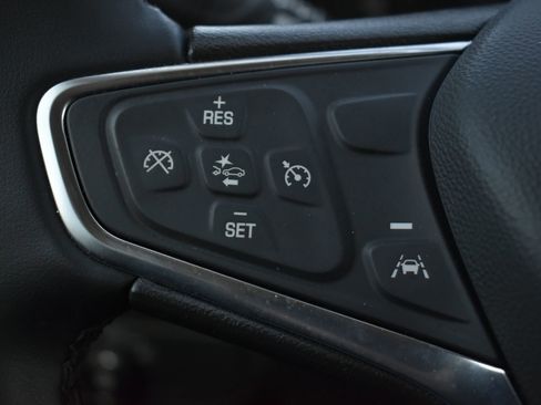 Used 2024 Chevrolet Equinox LT image 20