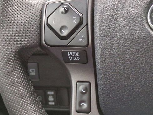 Used 2020 Toyota Tacoma TRD Off-Road w/ TRD Premium Off Road Package image 26