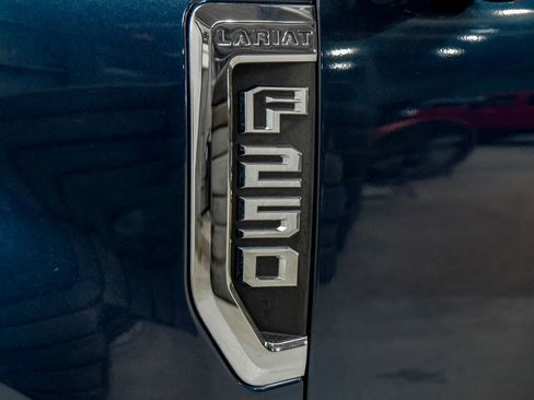 Used 2019 Ford F250 Lariat w/ Lariat Ultimate Package AWD/4WD image 53