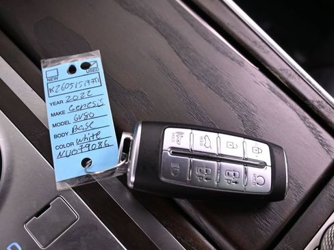 Used 2022 Genesis GV80 2.5T w/ Prestige Package 04 AWD/4WD image 30