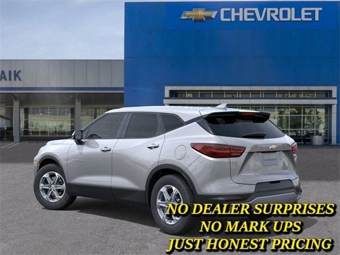 New 2026 Chevrolet Blazer LT image 3