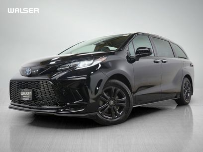 Used 2025 Toyota Sienna XSE