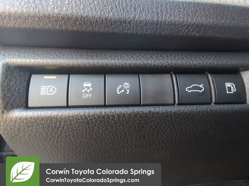 New 2026 Toyota Camry SE w/ Convenience Package image 18