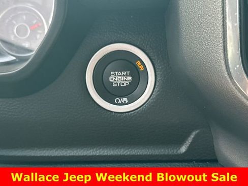 Used 2023 RAM 1500 Laramie image 25