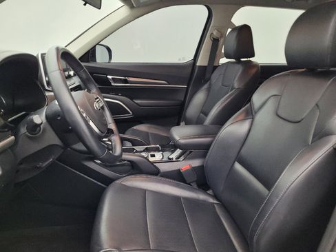 Used 2020 Kia Telluride LX FWD image 17