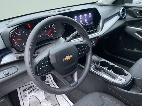 Used 2024 Chevrolet Trax LS w/ Driver Confidence Package image 13