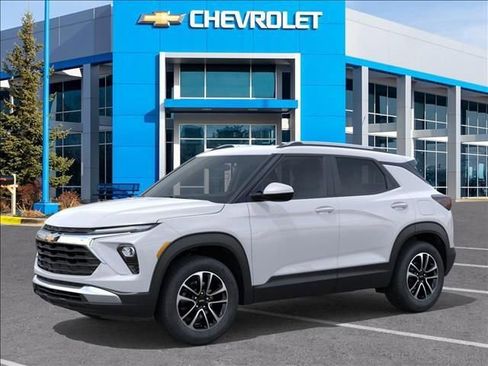 New 2026 Chevrolet TrailBlazer LT w/ LT Cold Weather Package image 2