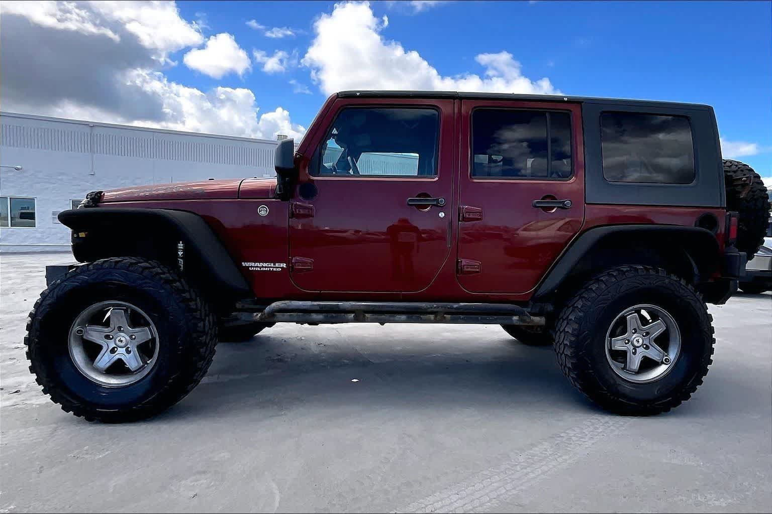 Used 2009 Jeep Wrangler Unlimited Rubicon w/ Trailer Tow Group AWD/4WD image 3