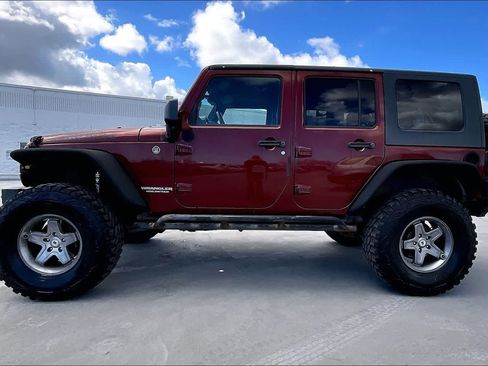 Used 2009 Jeep Wrangler Unlimited Rubicon w/ Trailer Tow Group AWD/4WD image 3