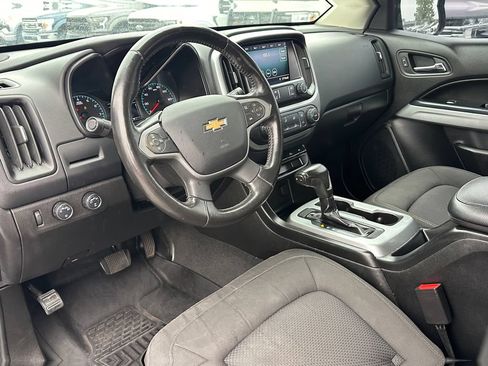 Used 2021 Chevrolet Colorado LT AWD/4WD image 14