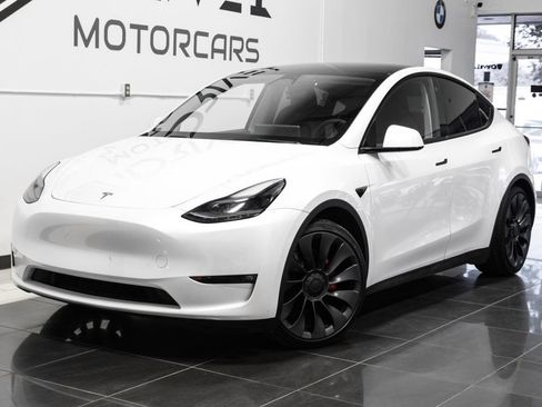 Used 2023 Tesla Model Y Long Range AWD/4WD image 7