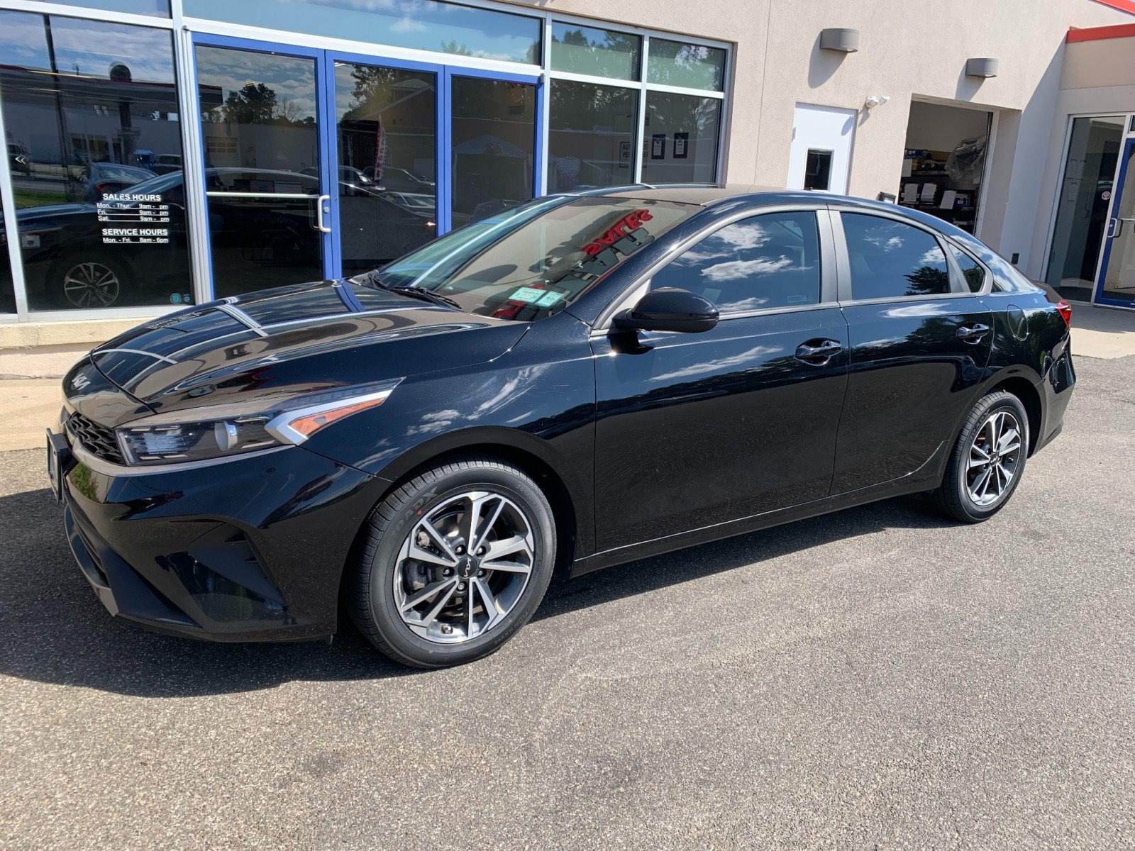 Used 2023 Kia Forte LXS FWD image 1