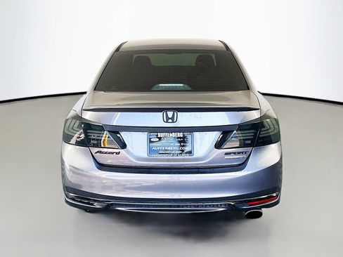 Used 2017 Honda Accord Sport Special Edition image 6