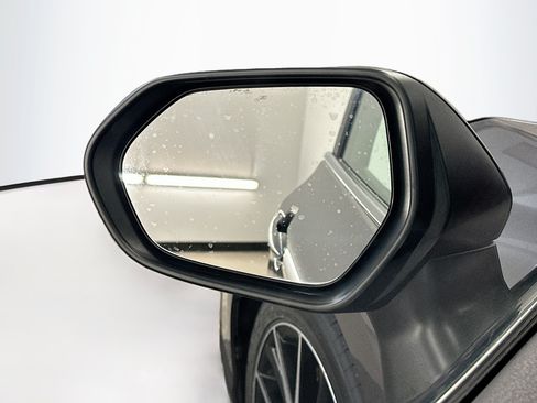 Used 2023 Toyota Camry SE FWD image 16