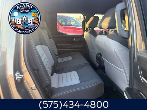 Used 2025 Toyota Tacoma TRD Off-Road AWD/4WD image 16