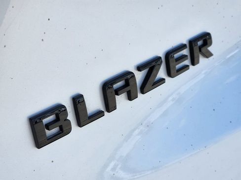 Certified 2025 Chevrolet Blazer RS w/ Driver Confidence II Package FWD image 12