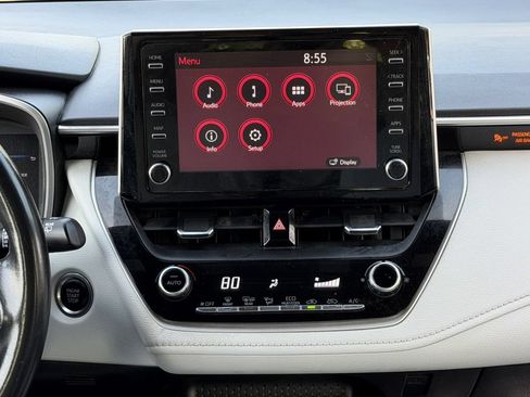 Used 2019 Toyota Corolla SE FWD image 13