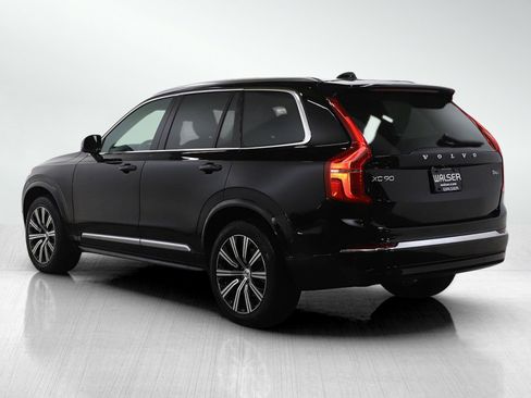 Used 2025 Volvo XC90 B6 Plus AWD/4WD image 3