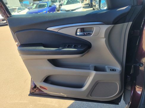 Used 2016 Honda Pilot EX-L image 17