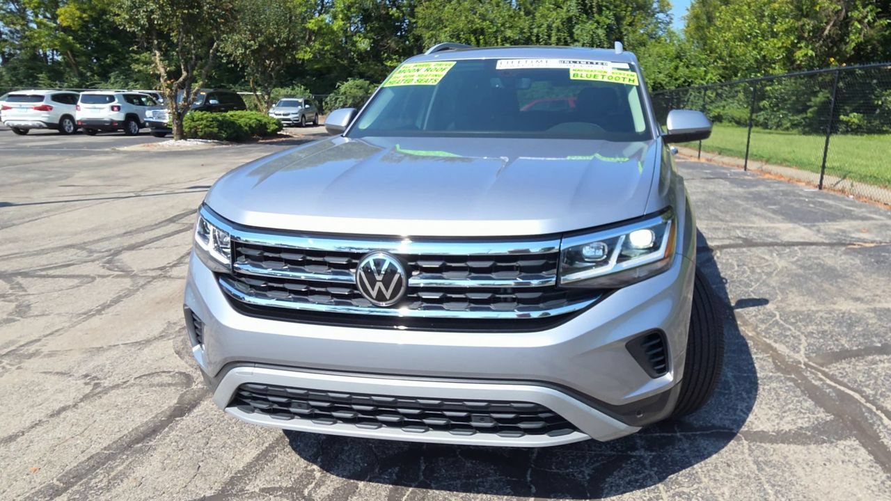 Used 2022 Volkswagen Atlas SEL AWD/4WD image 3