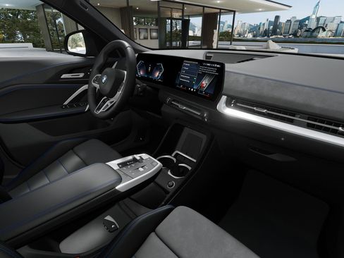 New 2026 BMW X2 xDrive28i image 14