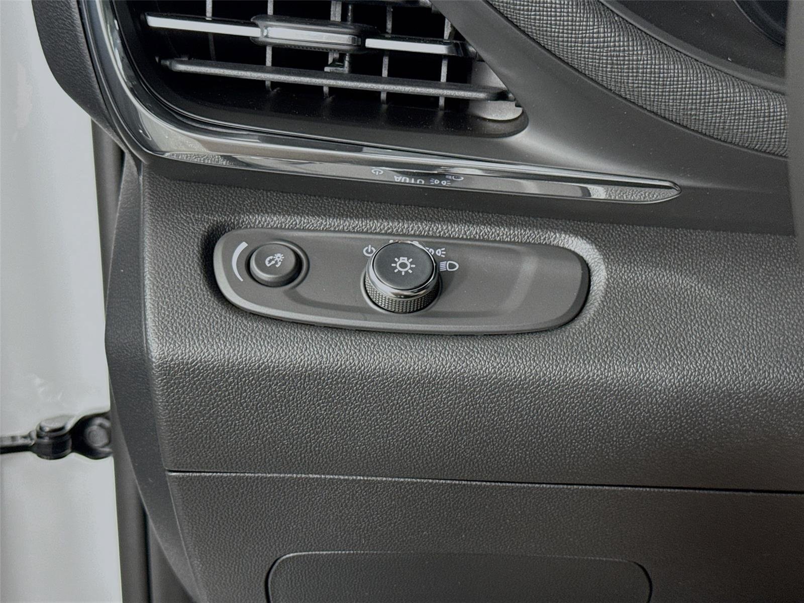 New 2026 Buick Envista Preferred w/ Convenience I Package FWD image 10