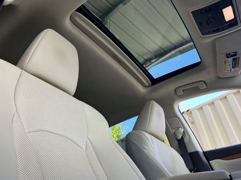 Used 2020 Lexus RX 350 FWD w/ Premium Package image 19