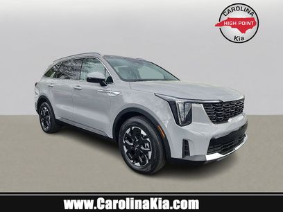 New 2025 Kia Sorento S