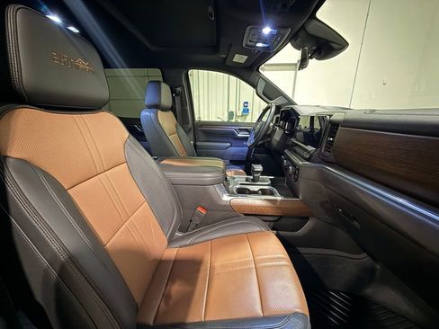 Used 2023 Chevrolet Silverado 1500 High Country w/ High Country Premium Package image 30