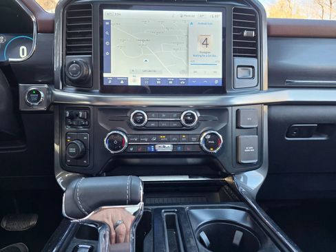 Used 2023 Ford F150 Lariat w/ Equipment Group 502A High image 40