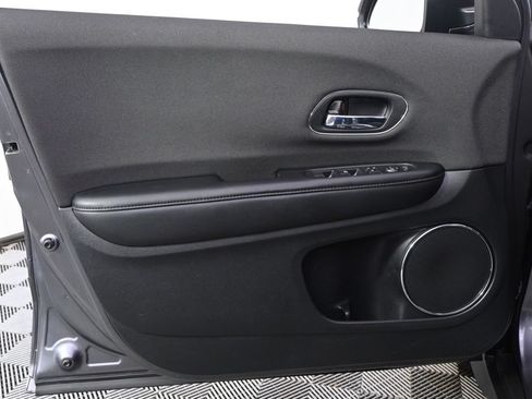 Used 2022 Honda HR-V EX image 22
