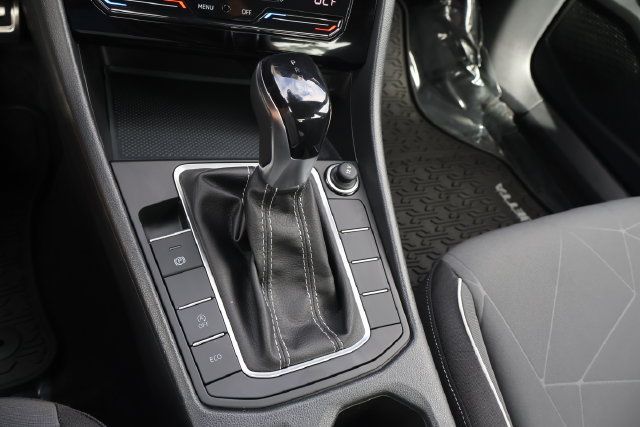 Certified 2026 Volkswagen Jetta Sport FWD image 25