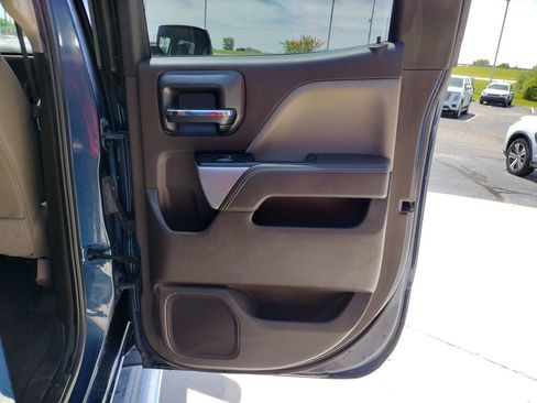 Used 2018 Chevrolet Silverado 1500 LTZ Z71 w/ LTZ Plus Package AWD/4WD image 34