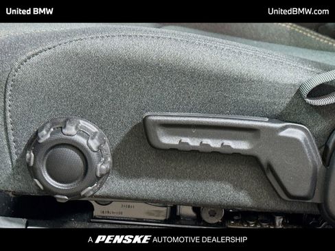 Used 2025 Jeep Wrangler Sport AWD/4WD image 4