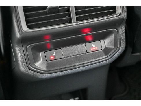 Used 2024 Volkswagen Atlas Cross Sport SEL Premium R-Line image 27