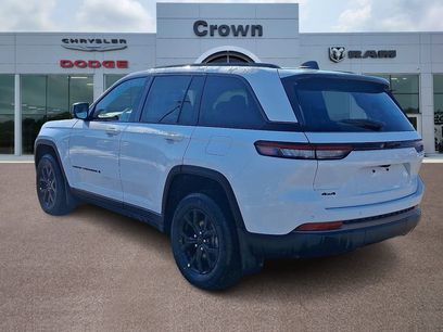 New 2026 Jeep Grand Cherokee Altitude