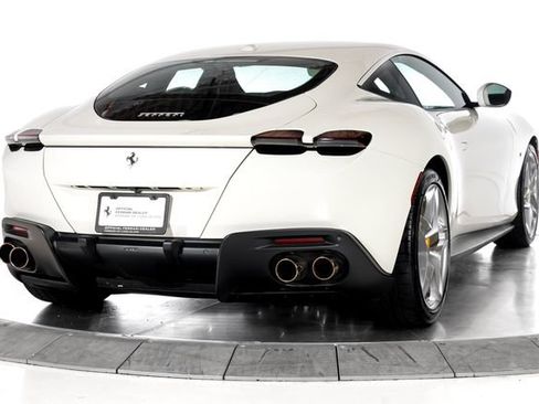 Certified 2024 Ferrari Roma RWD image 9