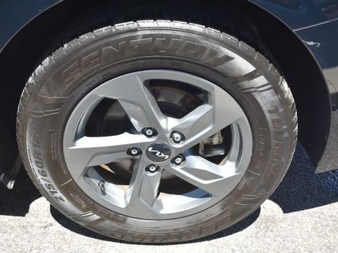 Used 2022 Kia K5 LX FWD image 40