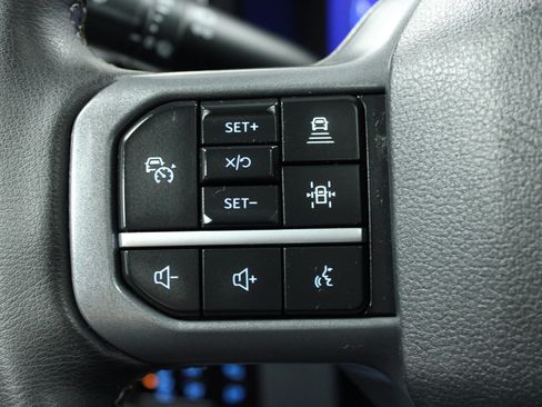 Used 2025 Ford F350 Lariat w/ Lariat Ultimate Package AWD/4WD image 20