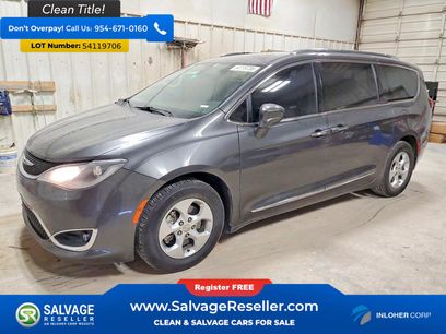 Used 2017 Chrysler Pacifica Touring-L Plus