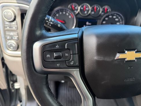 Used 2021 Chevrolet Silverado 1500 LT w/ Z71 Off-Road Package AWD/4WD image 15