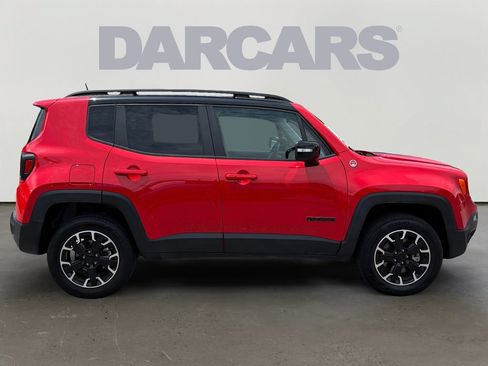 Used 2023 Jeep Renegade Trailhawk AWD/4WD image 8