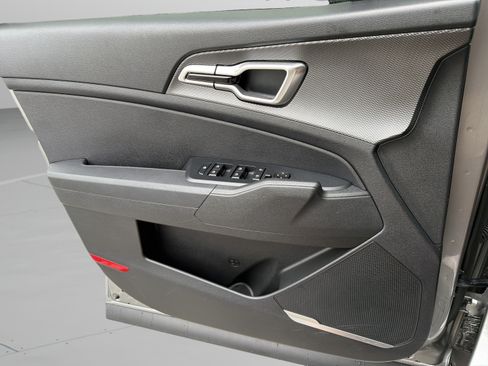 Certified 2023 Kia Sportage LX FWD image 23