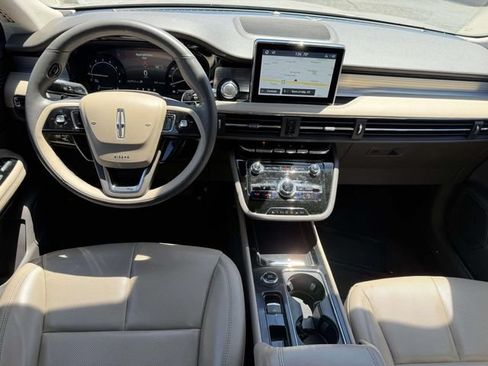 Used 2022 Lincoln Corsair AWD w/ Equipment Group 101A image 12
