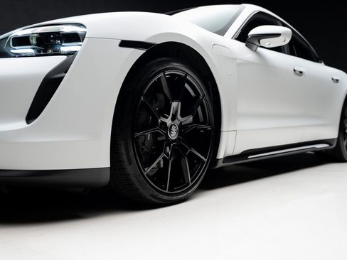 Used 2023 Porsche Taycan image 71