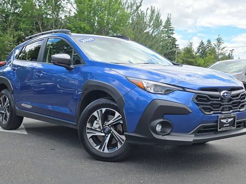Used 2025 Subaru Crosstrek 2.5i Premium w/ Crosstrek Mirror Package AWD/4WD image 2