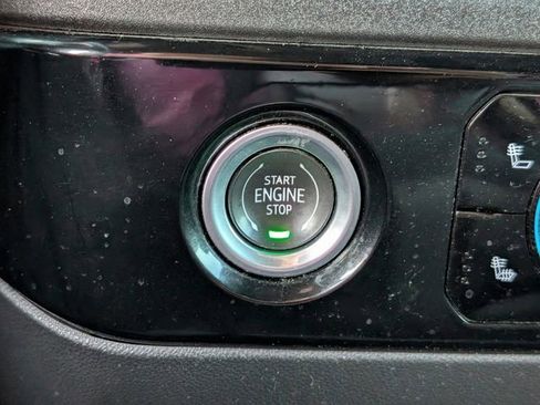 Used 2023 Chevrolet Silverado 1500 LT image 18