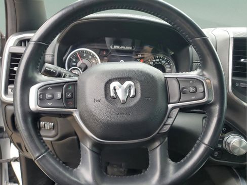 Used 2023 RAM 1500 Laramie AWD/4WD image 16