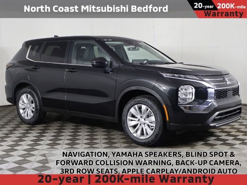 New 2026 Mitsubishi Outlander ES FWD image 1